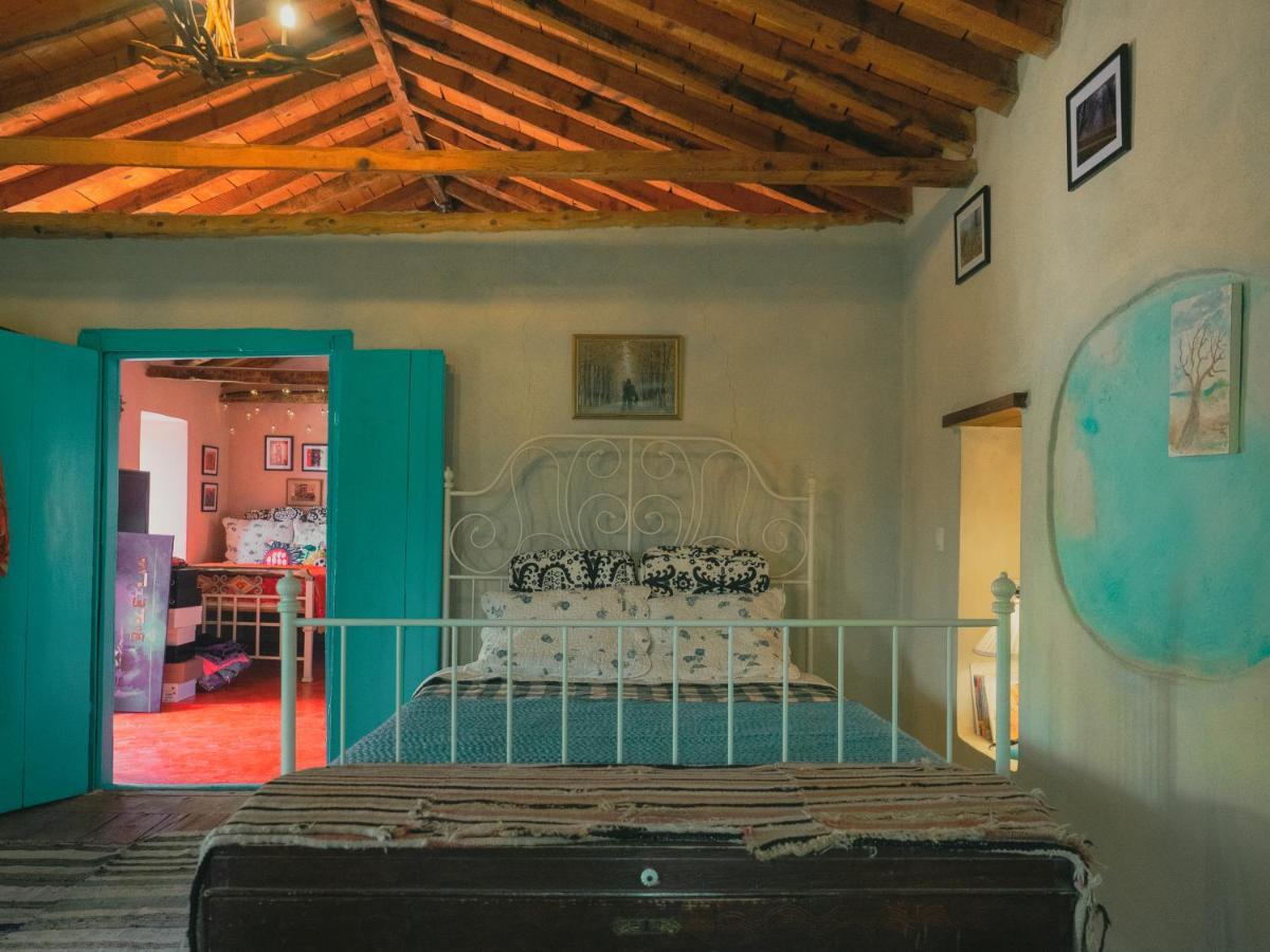 Vintage Stone-Built Country Cottage In Richea Kouloureika Exterior photo